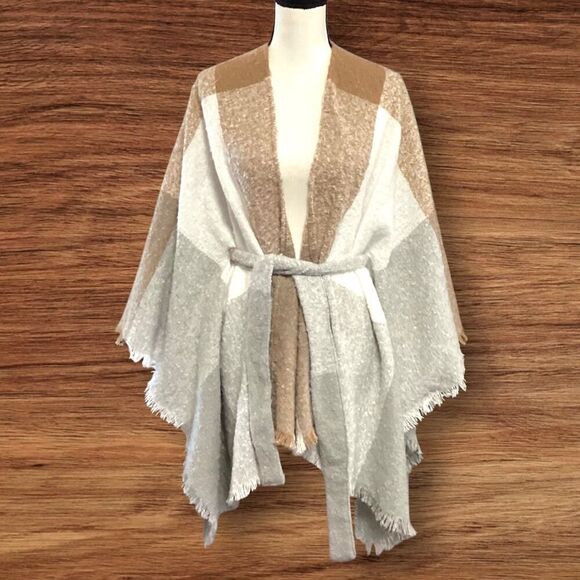 World Market Windowpane Turtleneck Boucle Poncho in Tan/Gray/White NWT OS - Picture 3 of 8